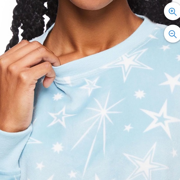 No Boundaries Women's Velour Long Sleeve and Short 2-Piece Set NWT - Picture 4 of 6